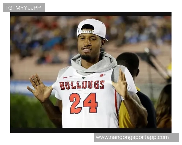 稳扎稳打的表现保罗乔治半场贡献8分5板正负值6展现稳定状态