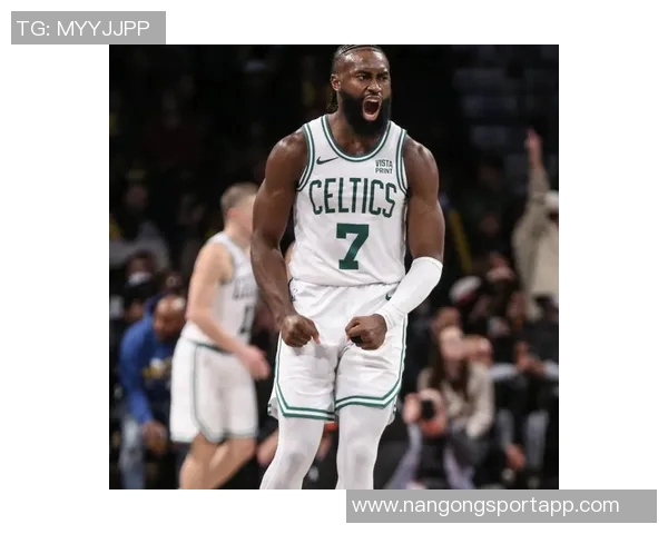 杰伦布朗怒斥裁判放任对手犯规直言已忍无可忍 杰伦布朗怒斥裁判放任对手犯规直言已忍无可忍