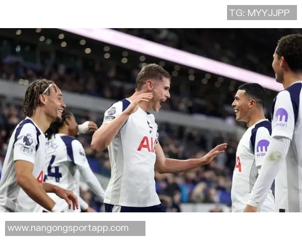 英超球员身价排行榜揭晓哈兰德以2亿欧元领衔四人同为15亿欧元 英超球员身价排行榜揭晓哈兰德以2亿欧元领衔四人同为15亿欧元